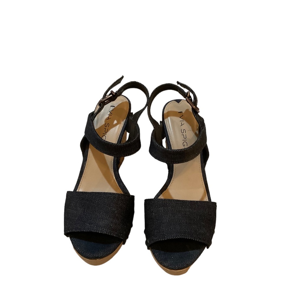 Via Spiga wedges.